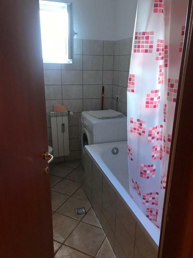 Apartmán Dormi Oradea Exteriér fotografie
